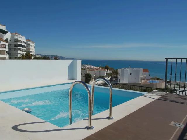 Casa en alquiler en Torrox Park, Torrox