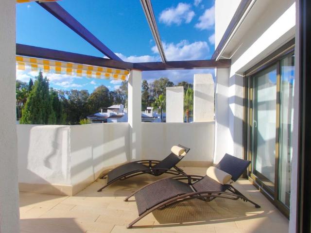 Casa en alquiler en Finestrat, Urbanización Galandú