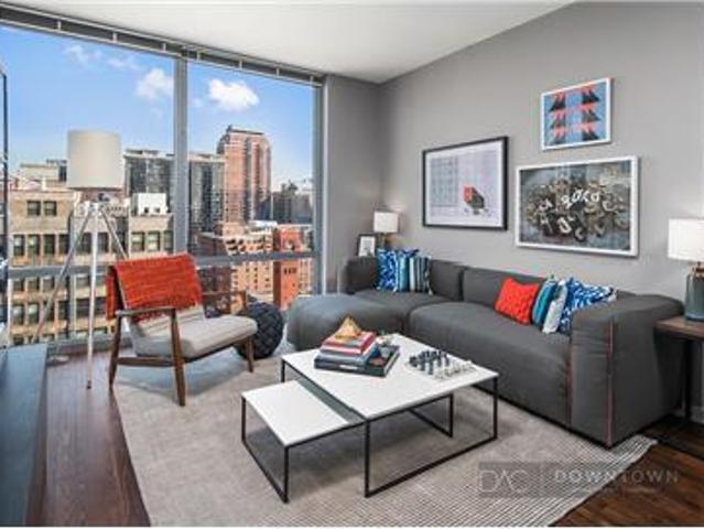 House for rent in Printer's Row, Chicago