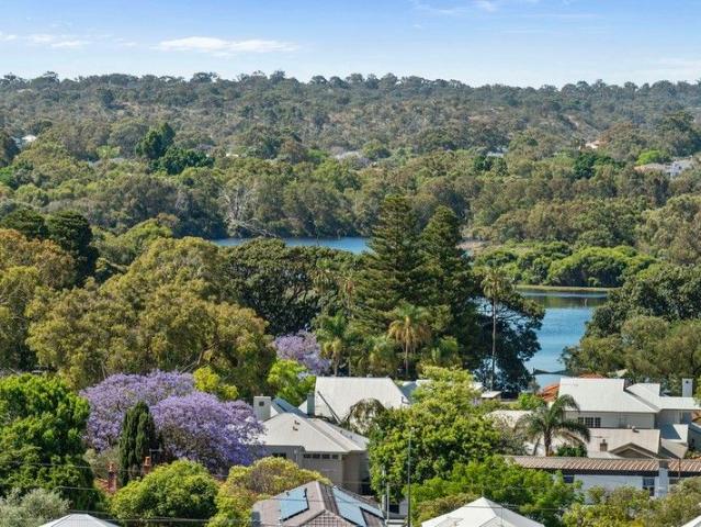 Apartment for sale in Claremont, Western Australia