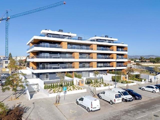 Apartamento venda em Alto do Calhau, Faro