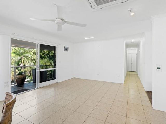 Apartment for rent in Palm Cove, Queensland