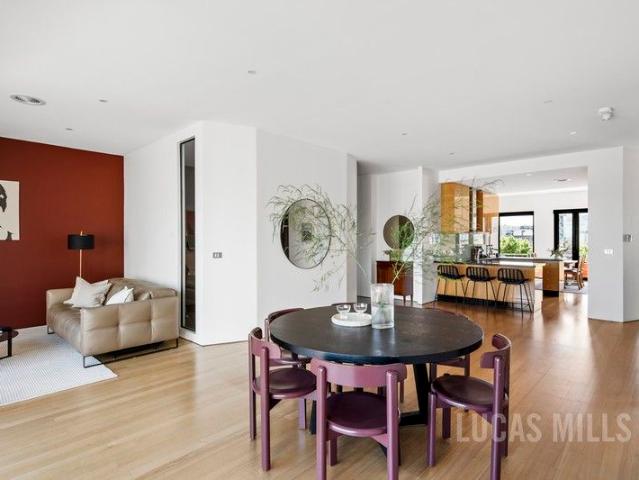 House for sale in City Of Melbourne, Camerons Creek