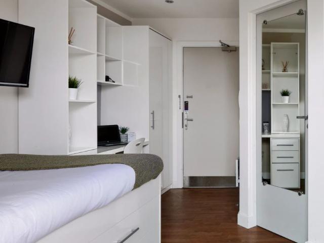 Studio for rent in Canning / Georgian Quarter, Calderstones