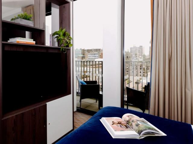 Studio for rent in Merchant City, Scotland