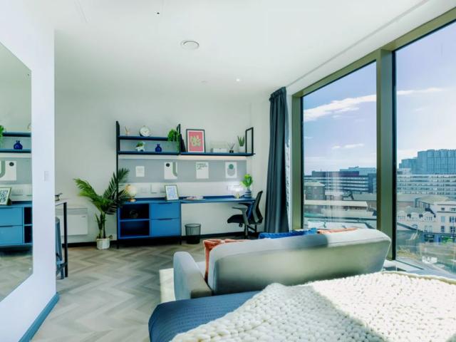 Studio for rent in St George's Quarter / Cultural Quarter, Calderstones