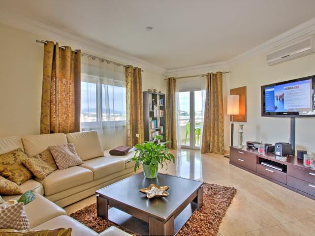 Apartamento alugar em Cerro das Mós, Lagos