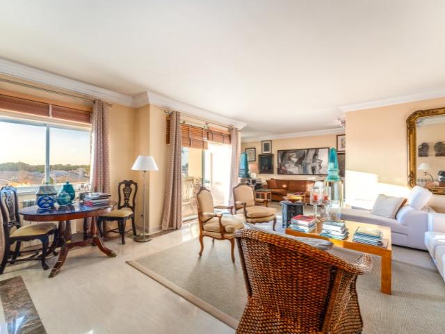 Apartamento venda em Visconde da Luz, Cascais