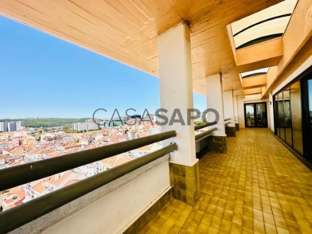 Apartamento alugar em Avenidas Novas, Lisboa