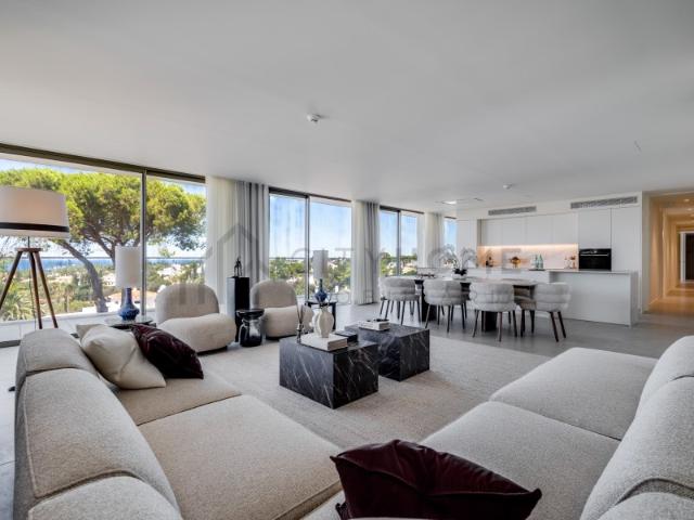 Apartamento venda em Lagoa, Faro