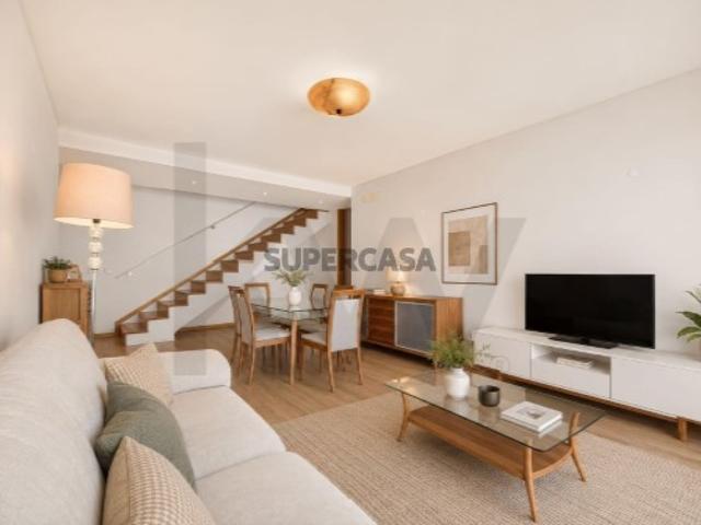 Casa venda em Urbanização Real Forte, Santiago Dos Velhos