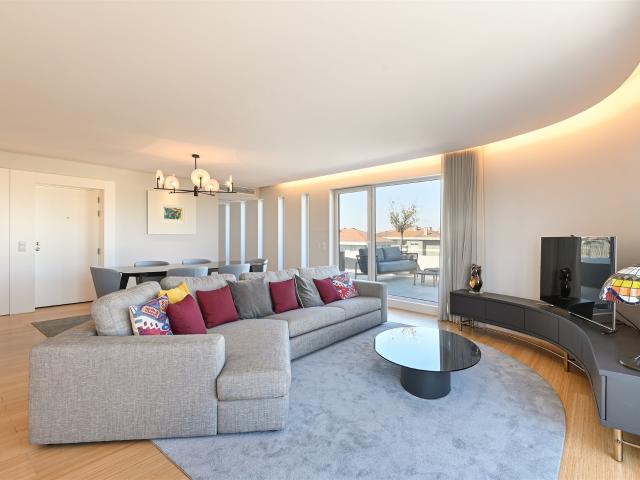 Apartamento alugar em Monte Aventino, Porto