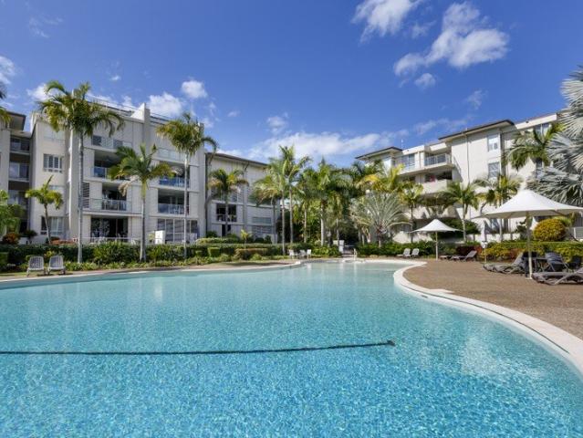 Apartment for rent in Hope Island, Gold Coast City