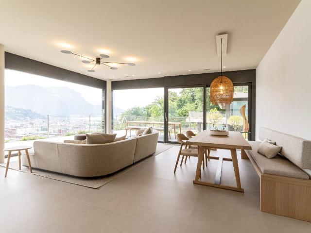 Attikawohnung kaufen in Porza, Tessin