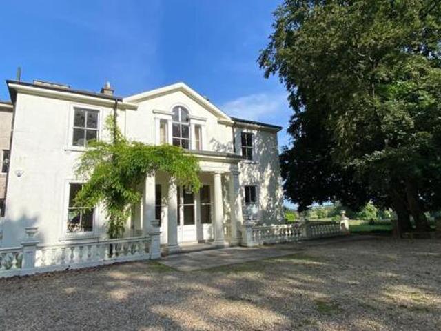 House for sale in Barton Stacey, Hampshire