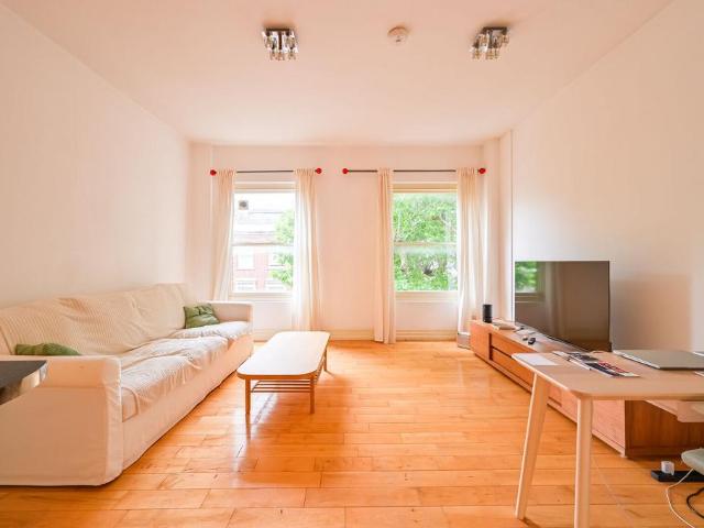 Apartment for rent in Barnsbury, Greater London