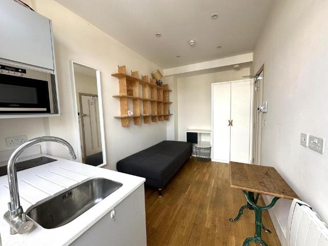 Apartment for rent in London Borough of Islington, Greater London