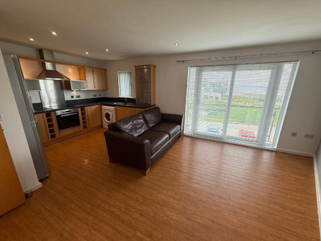 Apartment for rent in Seaside, Llanelli