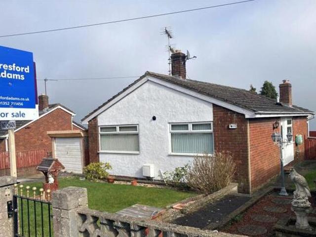 House for sale in Holywell