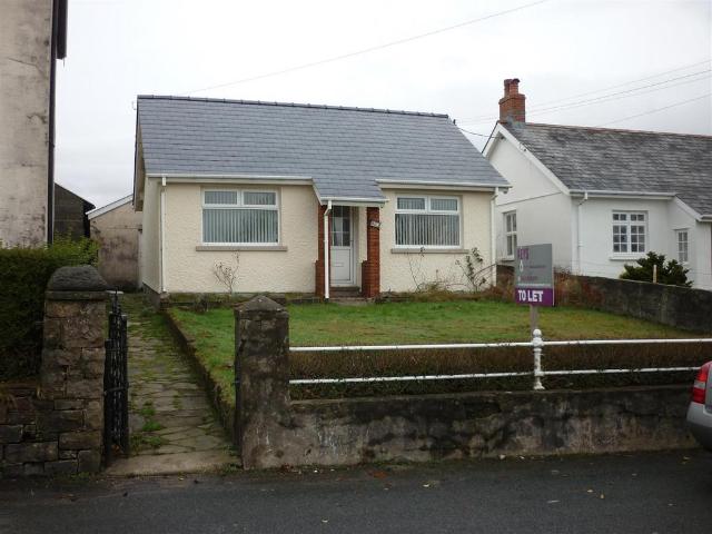 House for rent in Cwarter Bach, Wales