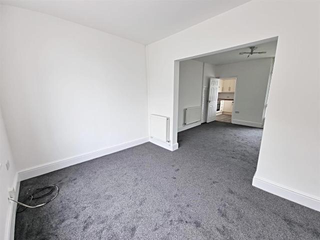 House for rent in Pontypridd, Wales
