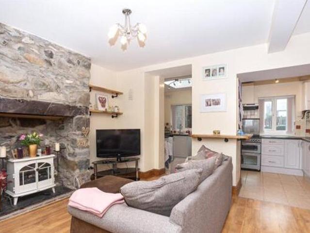 House for sale in Caernarfon, Wales