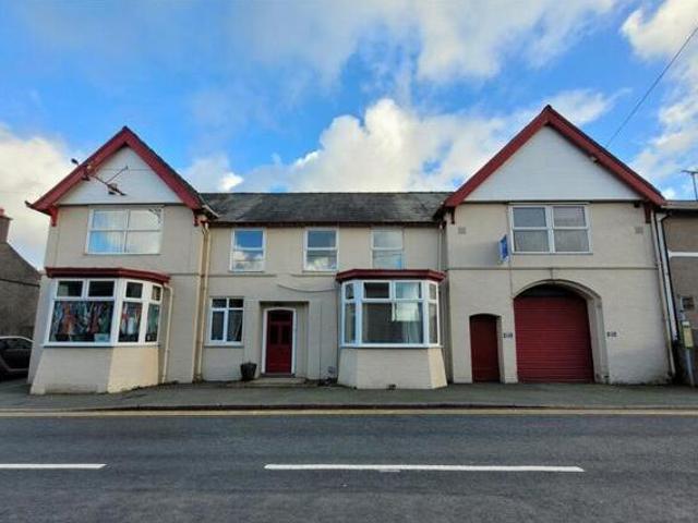 House for sale in Caernarfon