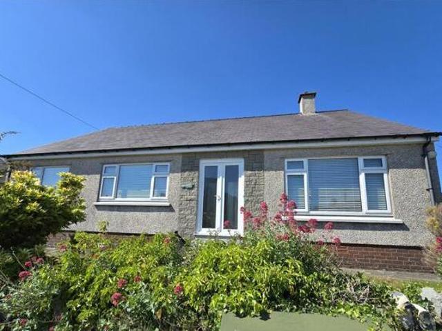 House for sale in Caernarfon, Wales
