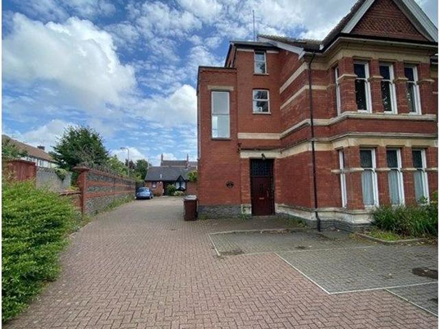 Apartment for rent in Penylan, Falcon Lodge