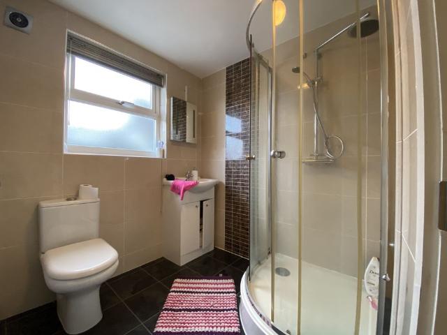 Apartment for rent in Plasnewydd, Falcon Lodge