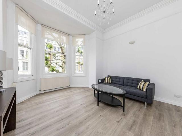 House for rent in Earl's Court, Greater London