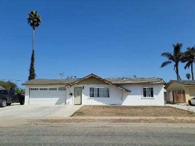 House for sale in Salinas