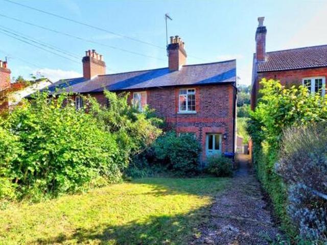 House for sale in Fole, Surrey