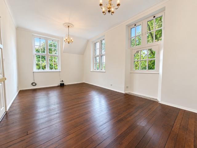 Apartment for rent in Binscombe, Fole