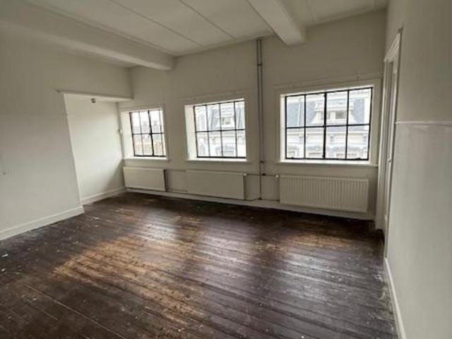 Appartement te huur in Binnenstad en Stationskwartier, Leeuwarden