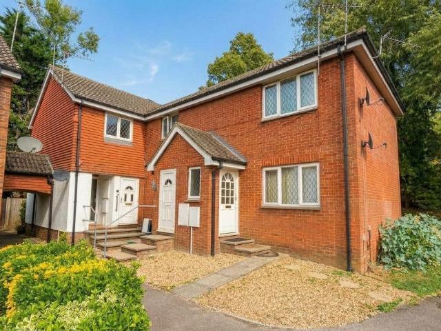 Apartment for rent in London Borough of Hillingdon, Greater London