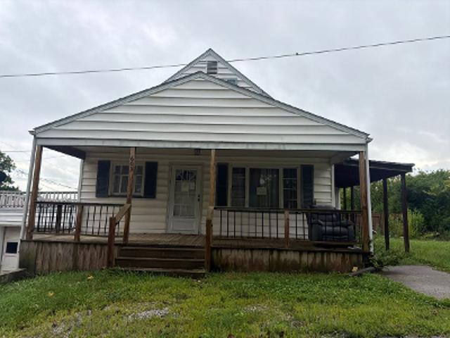 House for sale in Cadiz, Ohio