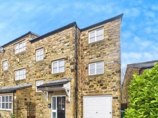 House for sale in Keighley, West Yorkshire