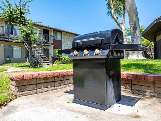 Apartment for rent in Cypress, California