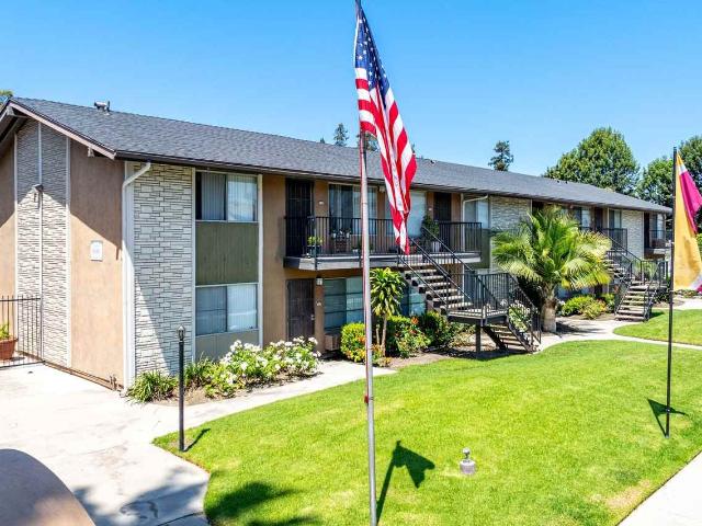 Apartment for rent in Cypress, California