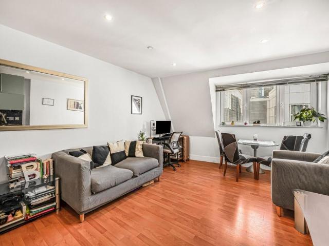 Apartment for rent in Aldgate, Lyons