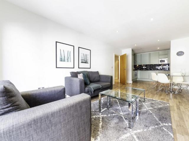 Apartment for rent in Aldgate, Lyons