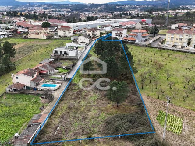 Terreno venda em Santa Cruz/Trindade e Sanjurge, Chaves