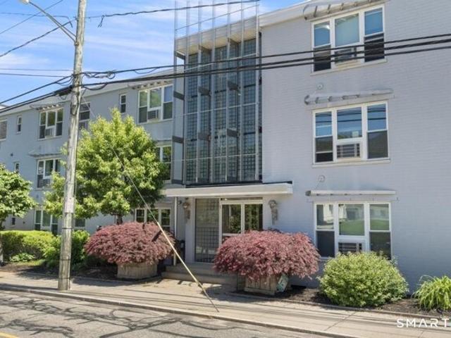 Condo for sale in New London, Connecticut