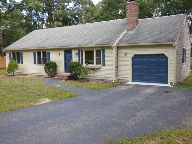 House for sale in Mashpee, Barnstable County