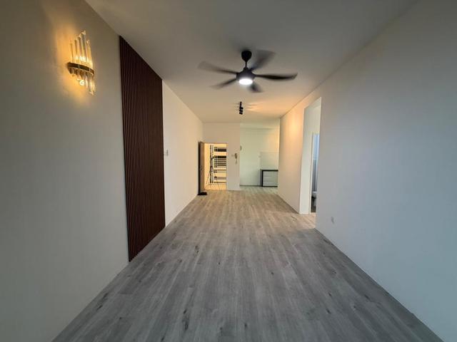 Condominium for sale in Mukim 16, Tena
