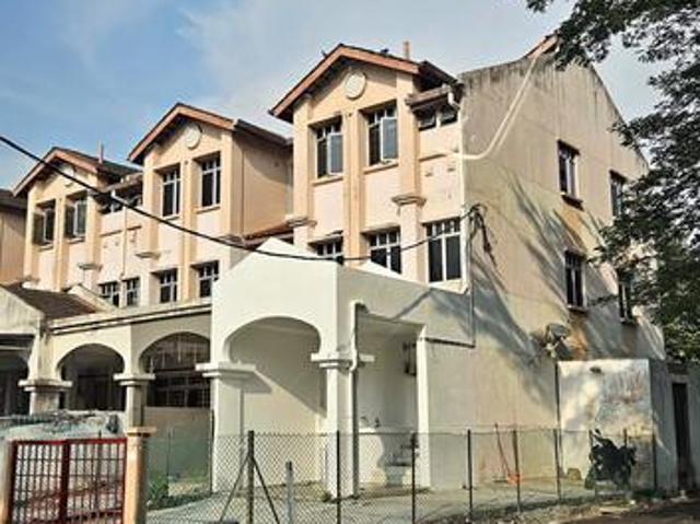 Townhouse for sale in Perai, Seberang Perai