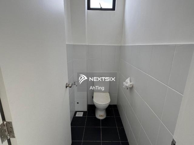 Shop for rent in Georgetown, Penang