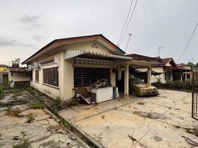 Bungalow for sale in Perak, Perak Tengah