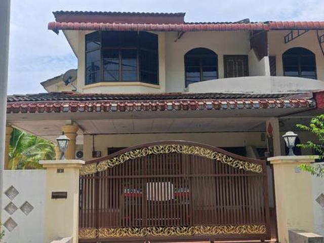 Residential House for sale in Perak, Perak Tengah
